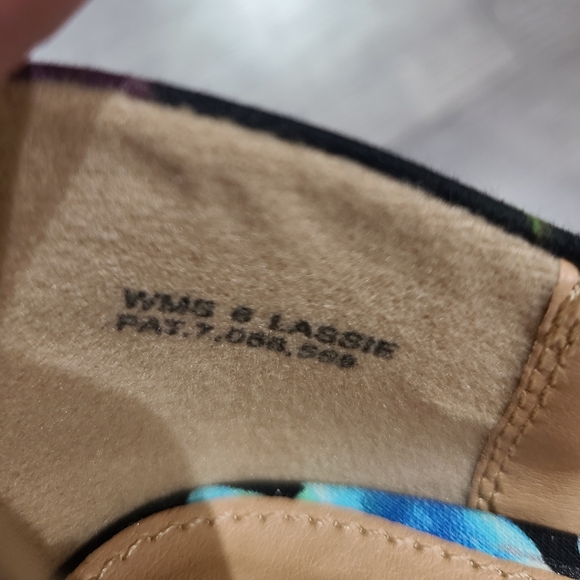 Peep Toe Pumps Size 6 - Picture 2 of 5